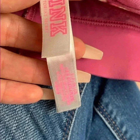 Pink - Picture 4 of 4